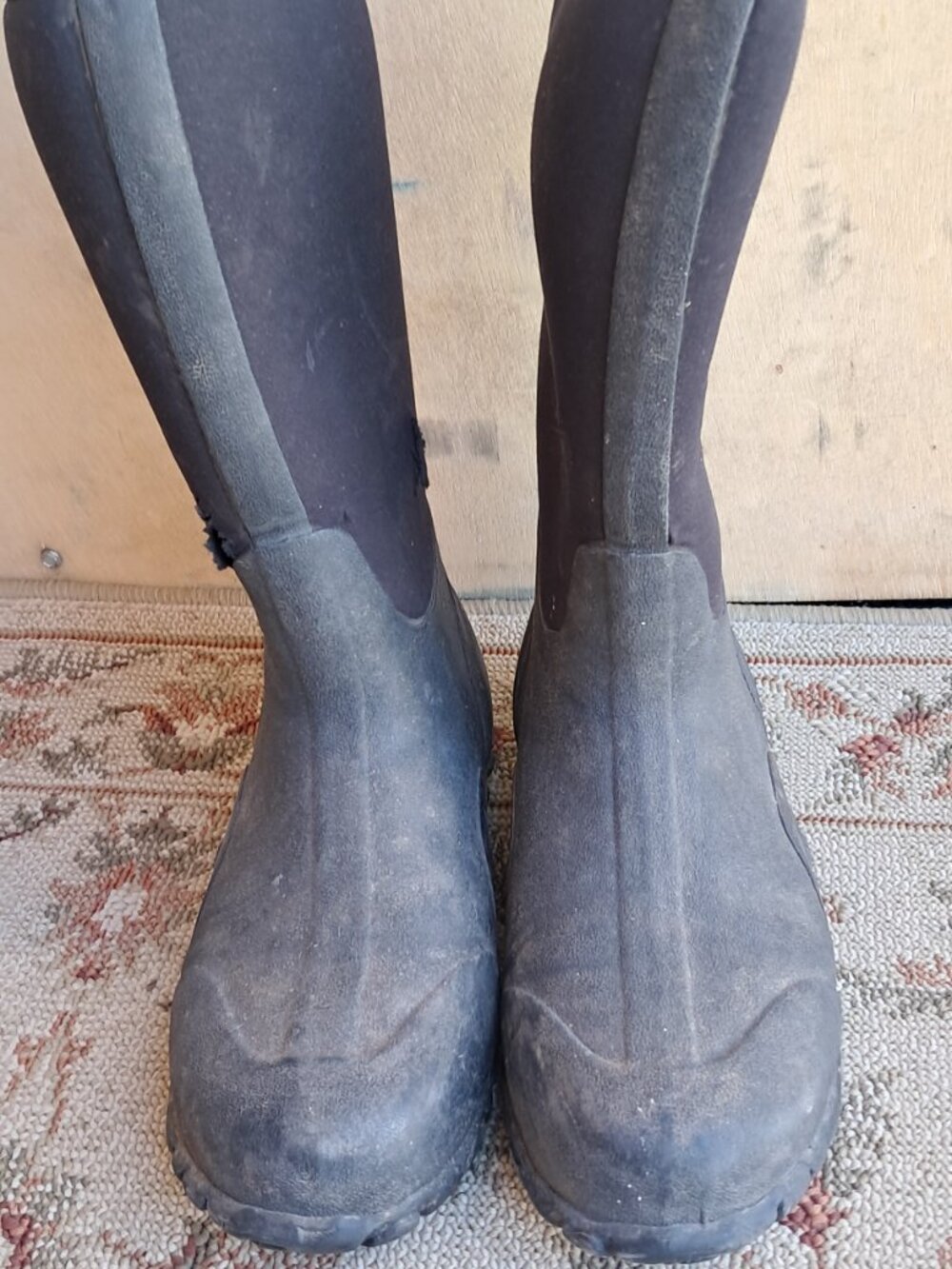 Bogs Mens Size 8 Insulated Boots